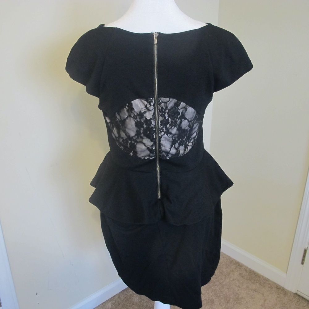 Express Women's Black Date Night Little Black Peplum Dress Size 8 EUC - Picture 6 of 8